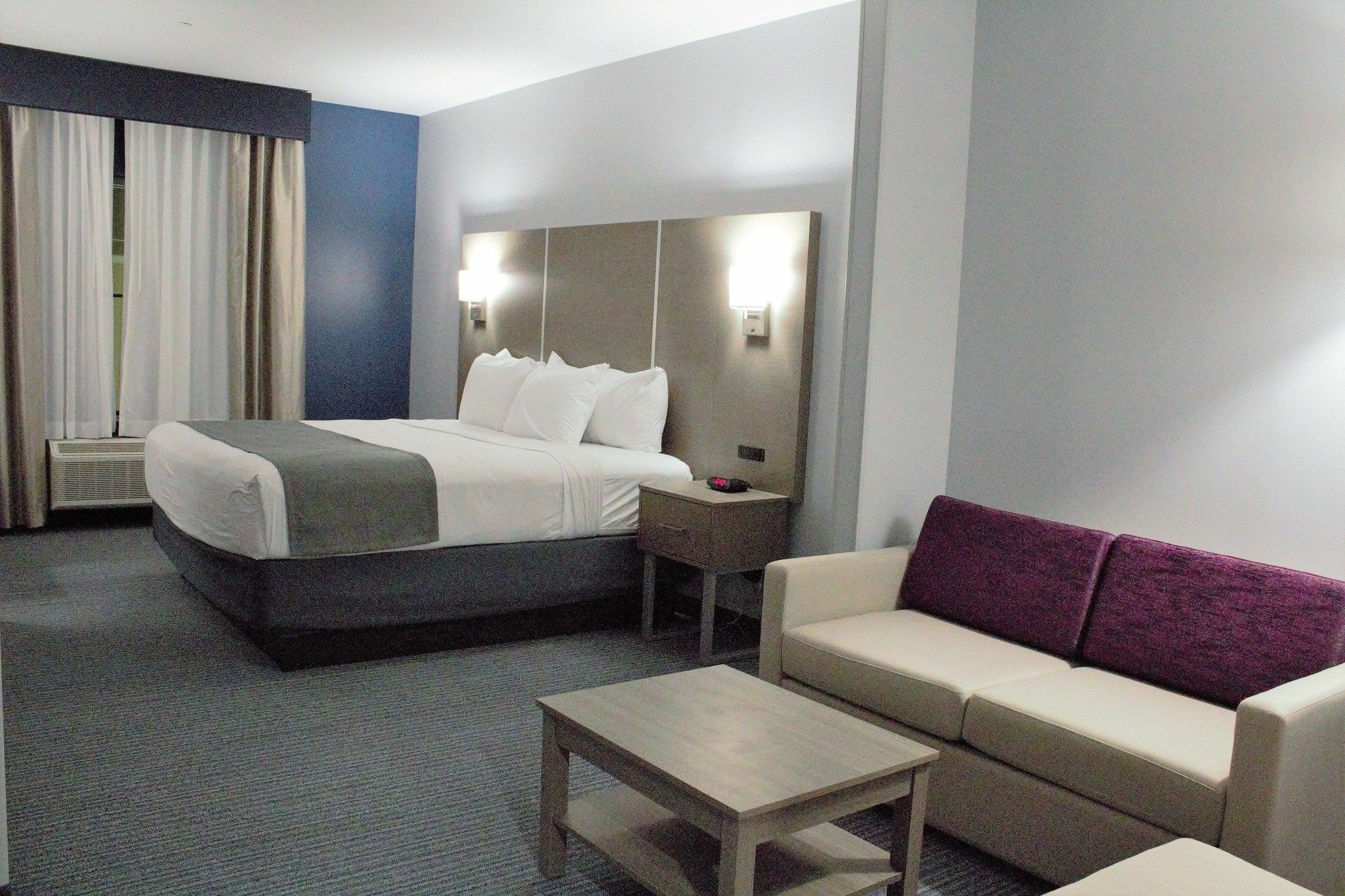 Days Inn & Suites By Wyndham Houston Nw Cypress Bagian luar foto